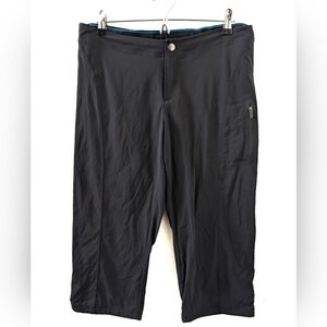 Columbia Just Right Omni Shield Advanced Repellency Nylon Capris 10/42